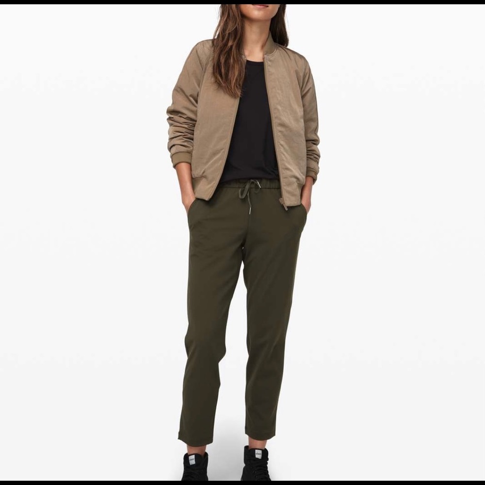 Lululemon On the fly pant